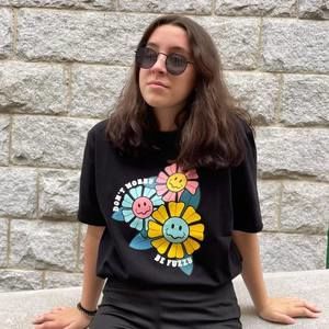 Meet your Posher, Rose